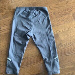 Nike Capri Leggings - Size XS